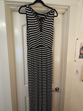 Sleeveless Black and White Striped Maxi Dress with Lace-Up Detail